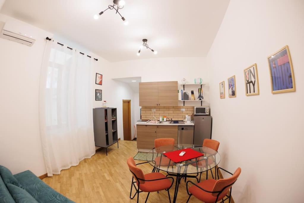 Dante 2 Super Next Metro By Houseinnaples Napoli