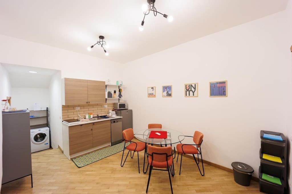 Dante 2 Super Next Metro By Houseinnaples *